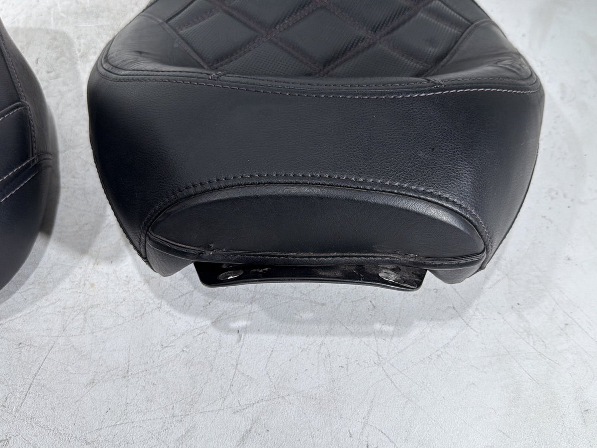 2011 Harley Road Glide Touring FLTRX Passenger Rider Driver Seat Saddle Pillion