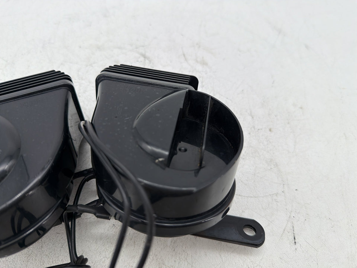 2006 Harley Road King Touring Custom OEM Signal Horn Klaxon Beep