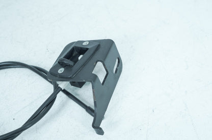 2007 - 2011 Harley-Davidson Touring Electra Ultra Varilock Gas Spring Mount Bracket & Cable 02752046