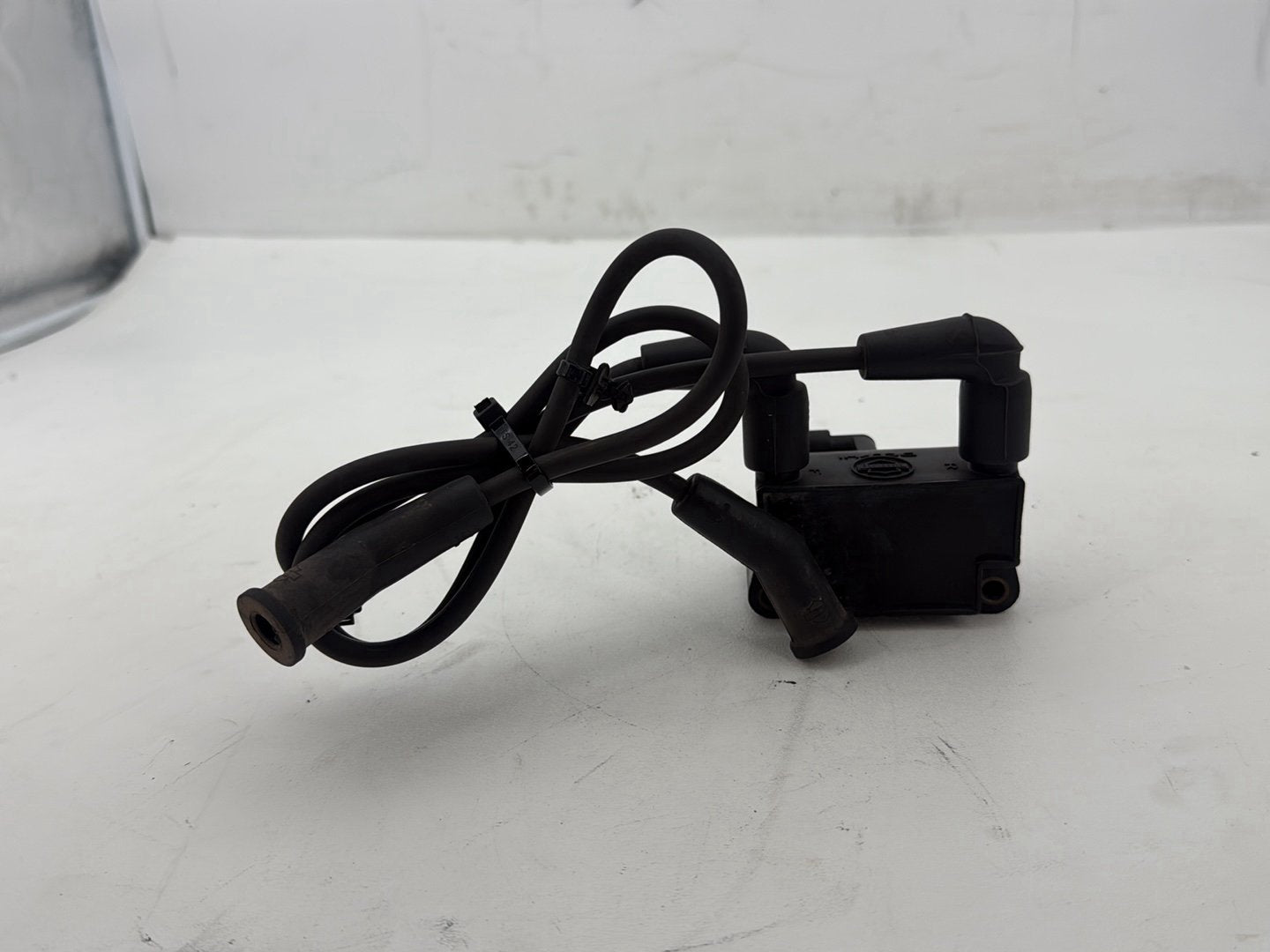2011 Harley Road King Touring FLHRC Classic OEM Ignition Coil Spark Plugs Cable