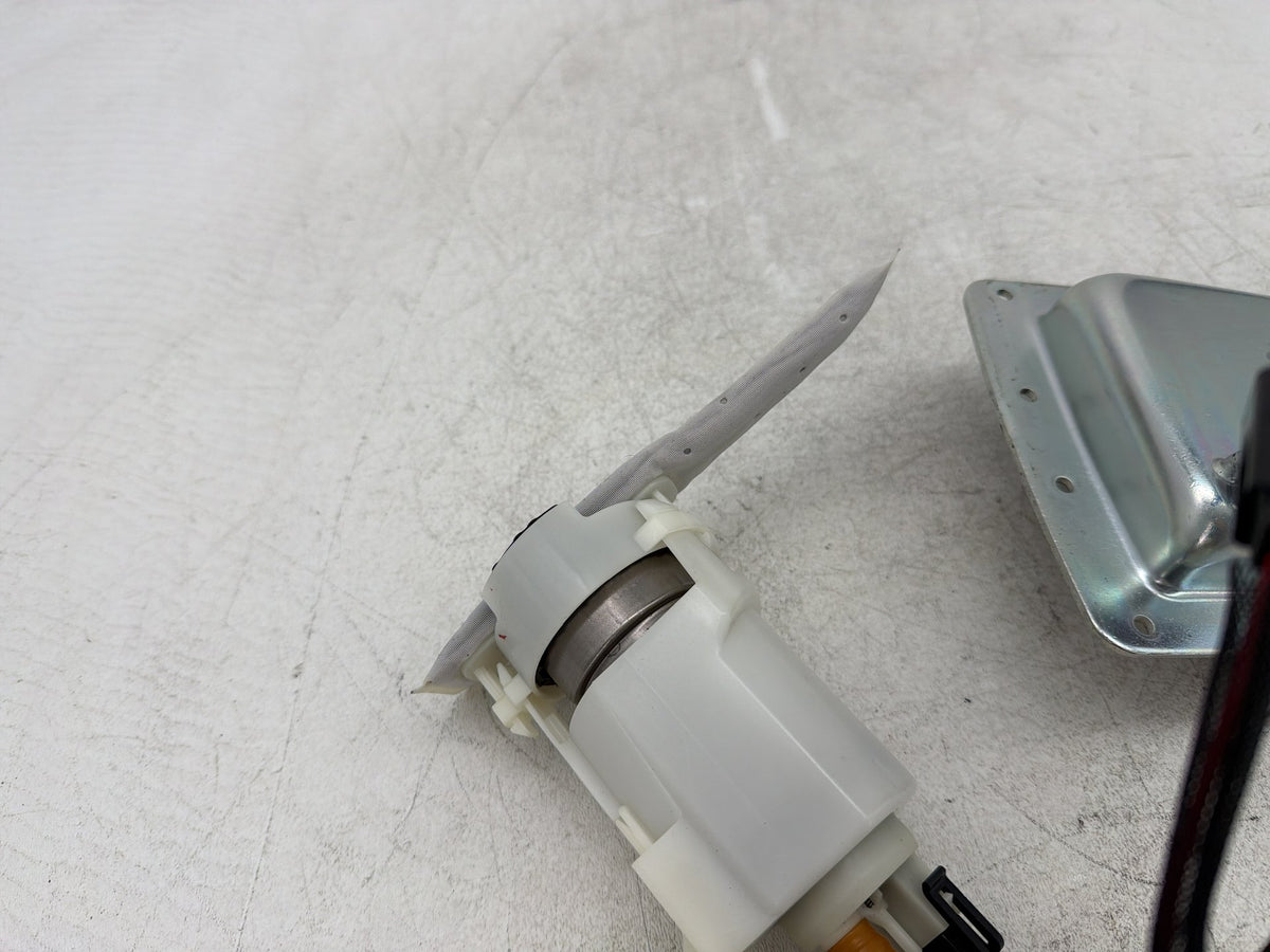 2012 Harley Dyna Fat Bob FXDF 103 OEM Fuel Pump Gas Gasoline Petrol Sending