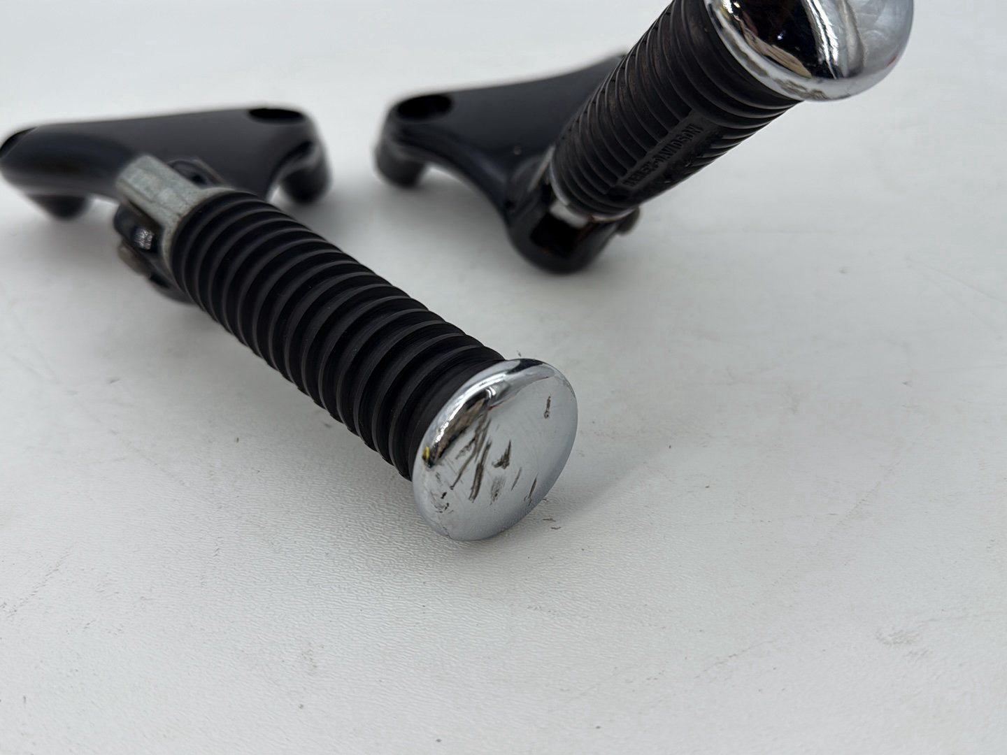 2004 - 2013 Harley-Davidson Sportster 883 Custom Passenger Left & Right Foot Pegs  	49314-04