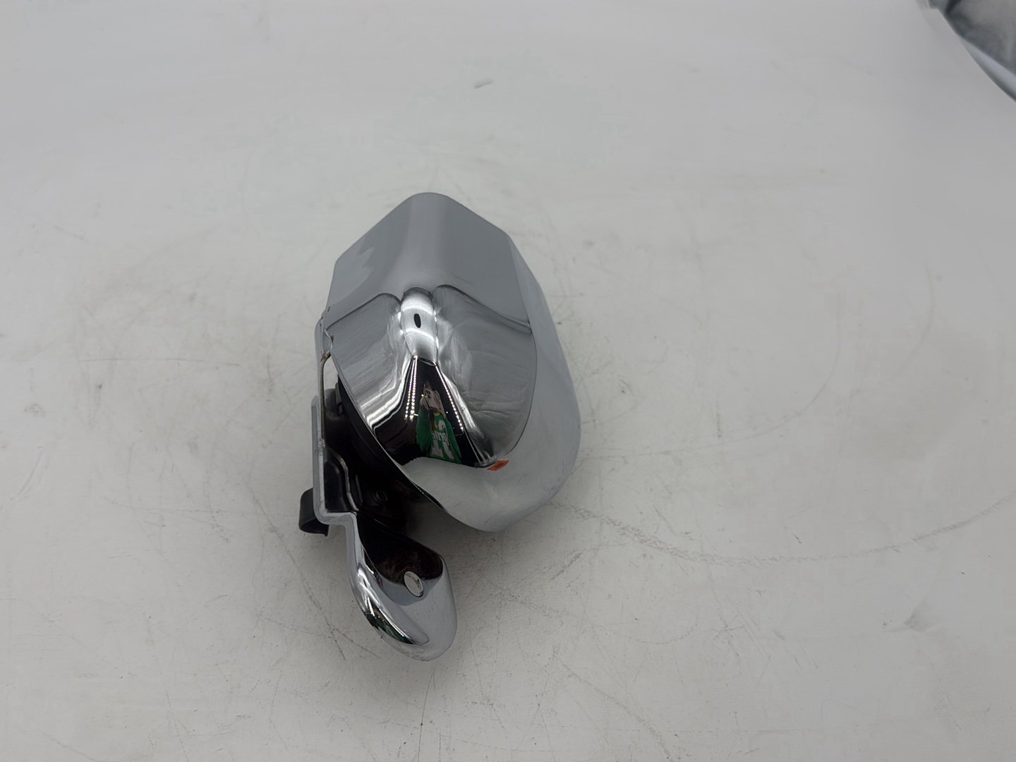 2005 Harley Touring FLHRCI Road King Classic OEM Horn Signal Klaxon Chrome Cover