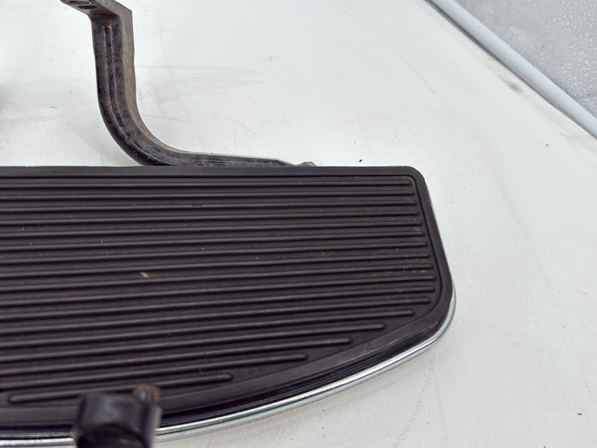 2008 Harley Touring Electra Ultra Left Right Driver & Pass Floorboard Foot Rest
