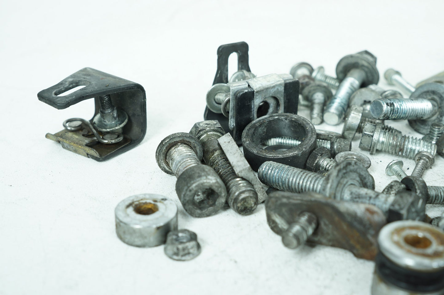 2007 - 2012 Harley-Davidson Touring CVO Electra Screamin Eagle Hardware Bolts Nuts & Brackets