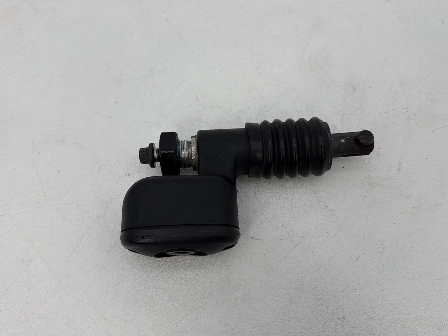 1999 - 2006 Harley-Davidson Touring Electra Glide Rear Brake Master Cylinder Reservoir 41767-05A