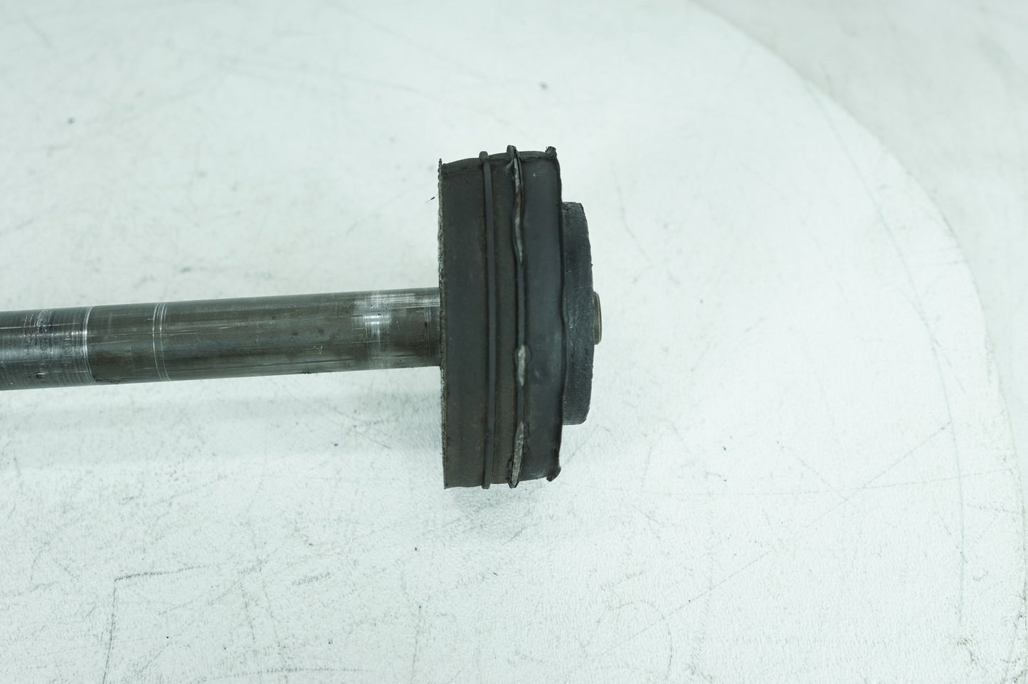 1999 Harley-Davidson Touring Road King Rear Fork Swingarm Pivot Bolt Shaft 47492-89A