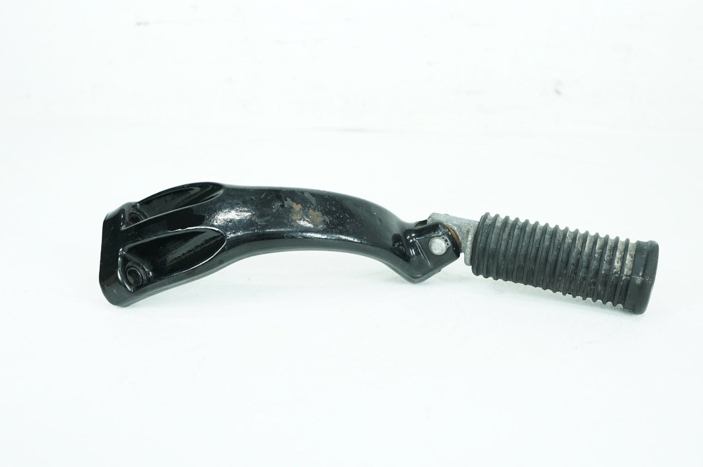 2004 - 2010 Harley-Davidson Sportster Low Right Foot Rest Support Bracket Peg 42652-04