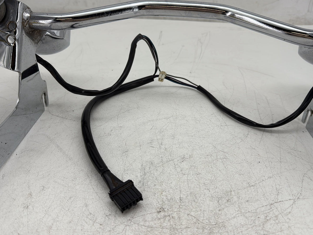 2000 Harley Electra Glide Ultra Front Turn Signal Indicators Light Bar OEM