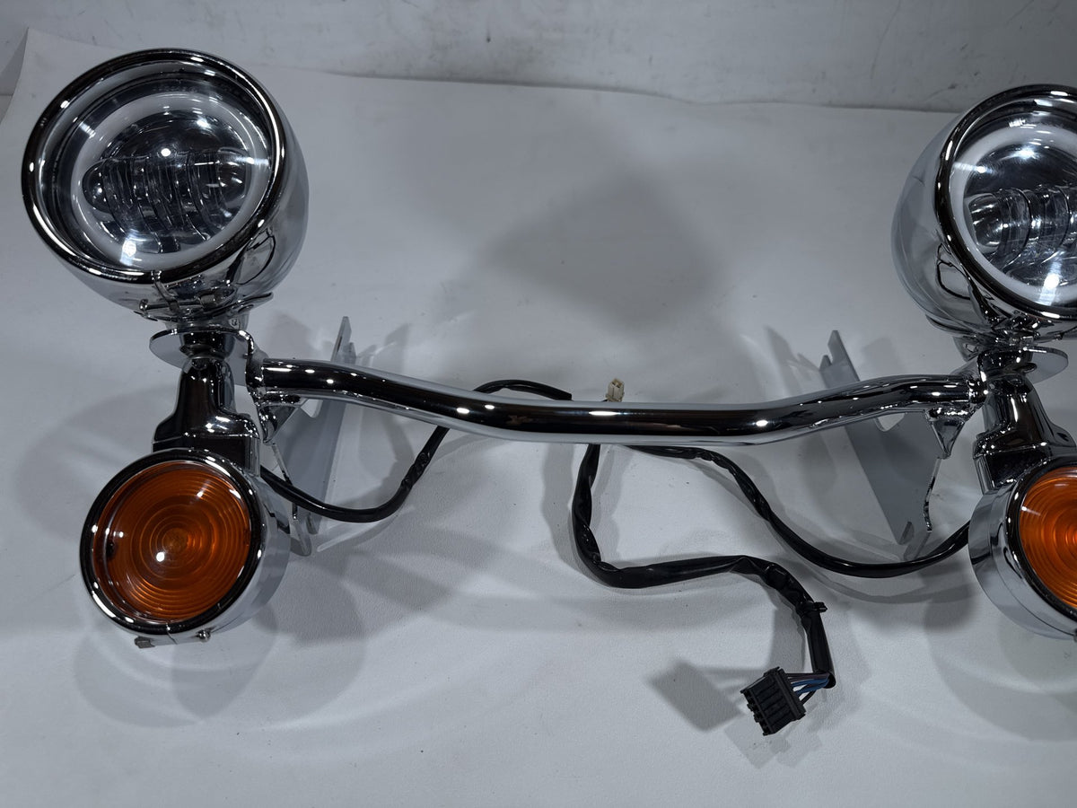 2004 Harley Road King Touring OEM Front Turn Signal Indicators Aux Light Bar
