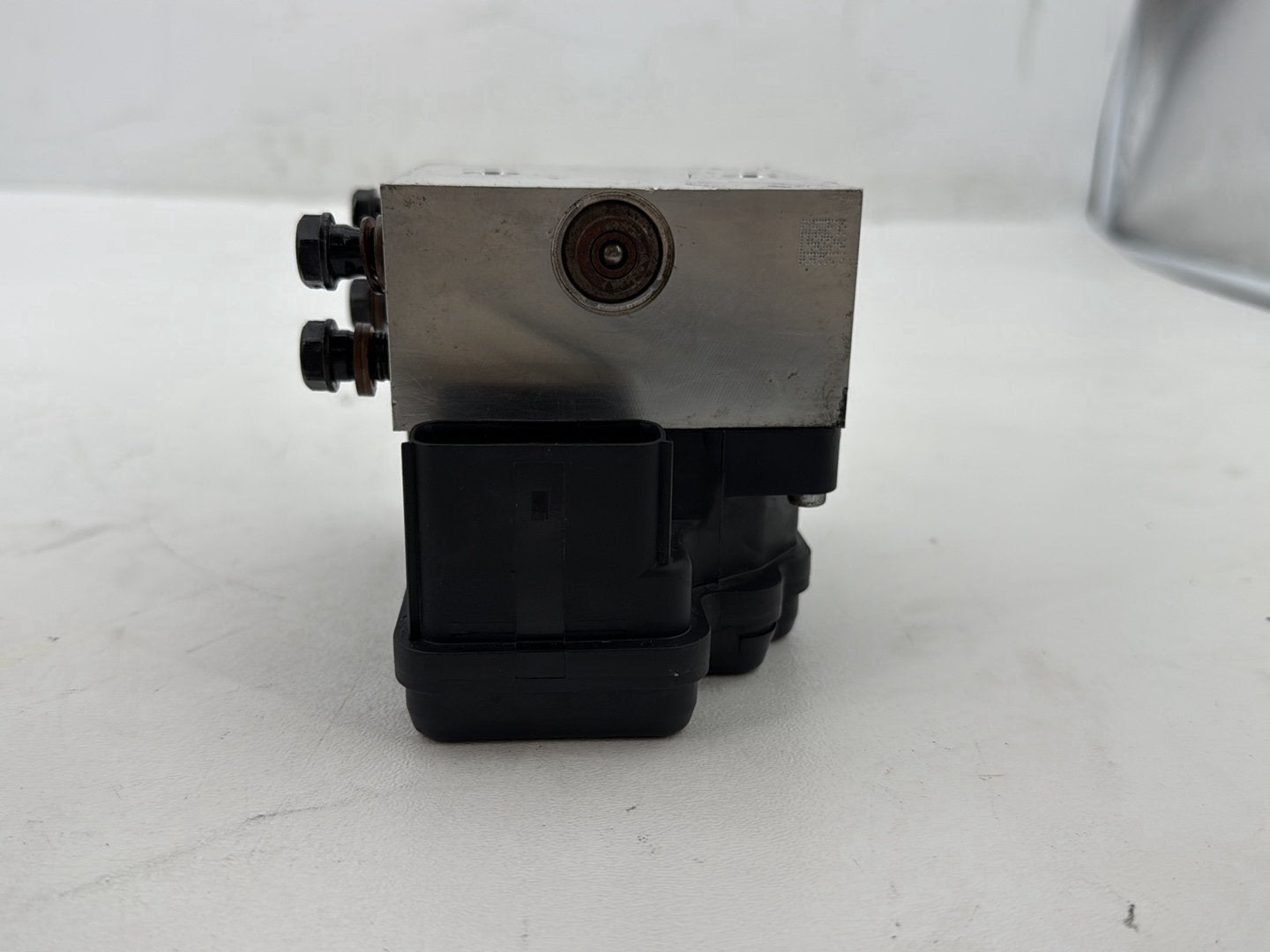 2011 Harley Road King Touring FLHRC Classic OEM ABS Brake Pump & Control Module