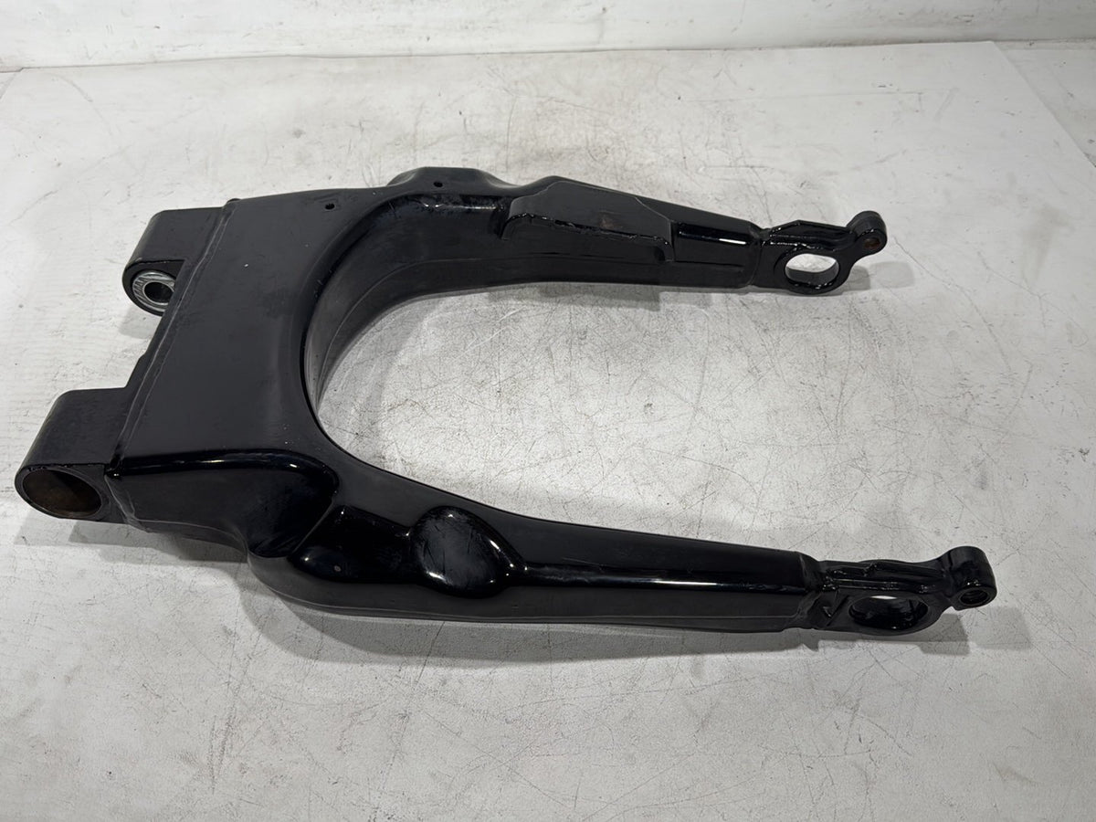 2012 Harley Electra Glide Touring Ultra OEM Rear Fork Swingarm Swing Arm