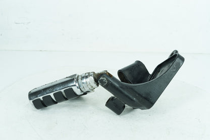 2000 - 2006 Harley-Davidson Softail Deuce Right Driver Foot Controls Peg Rest 42507-00B