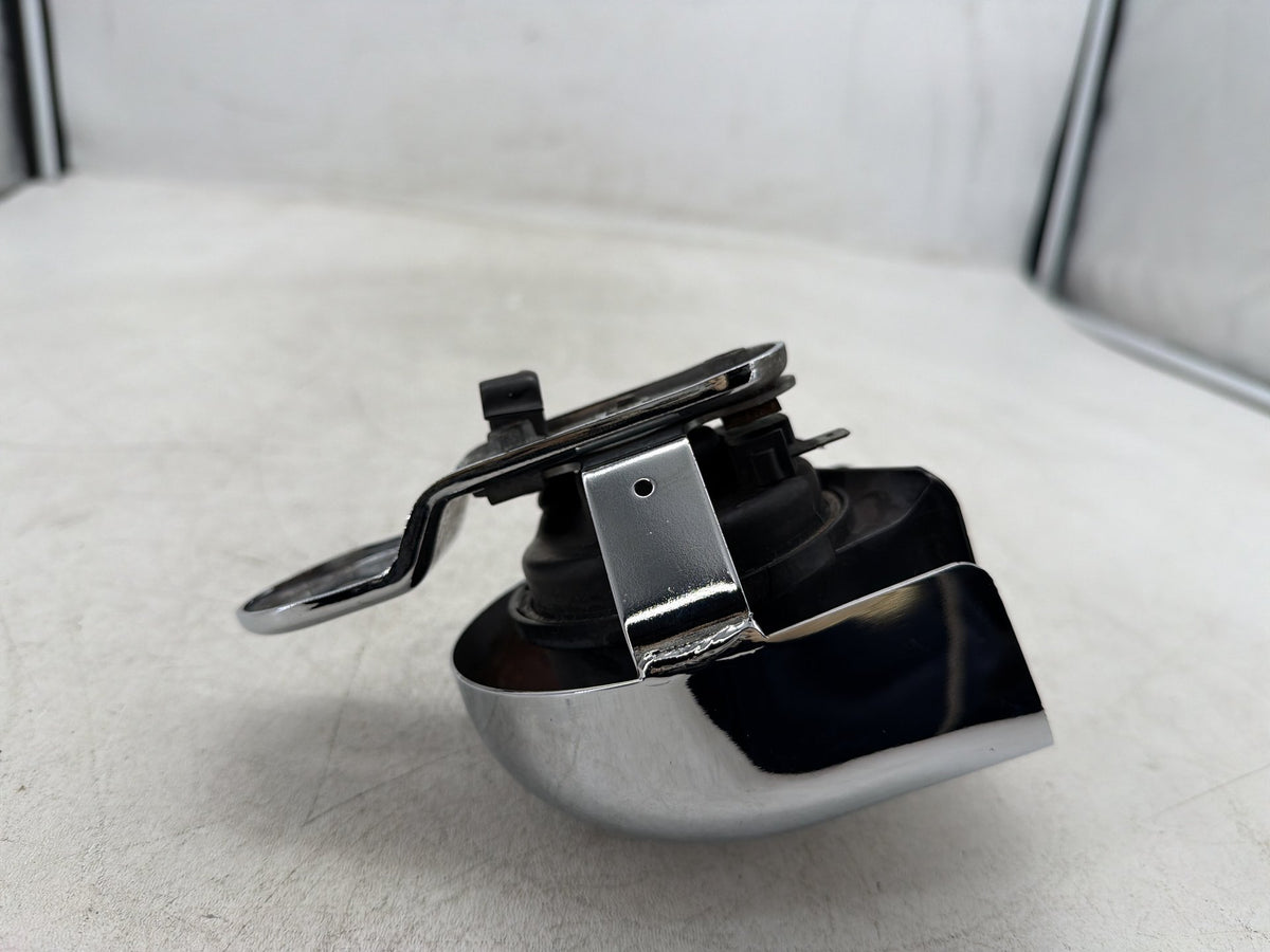2008 Harley Electra Glide Touring Ultra OEM Horn Signal Klaxon Chrome Cover
