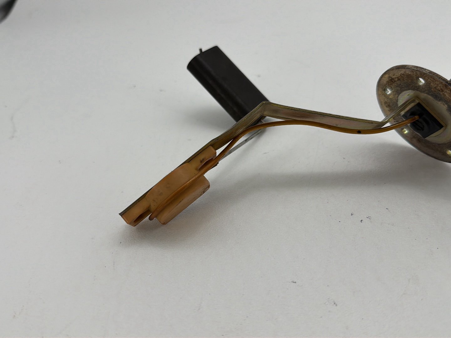 1994 Harley Electra Glide Touring Classic Fuel Lever Gas Gasoline Sending CARB