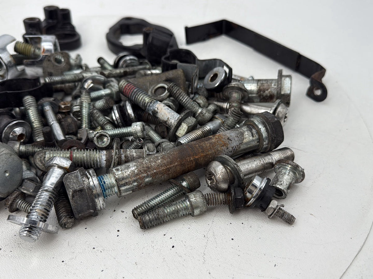 2007 Harley-Davidson Sportster XL883 C - Hardware Bolts Nuts & Brackets