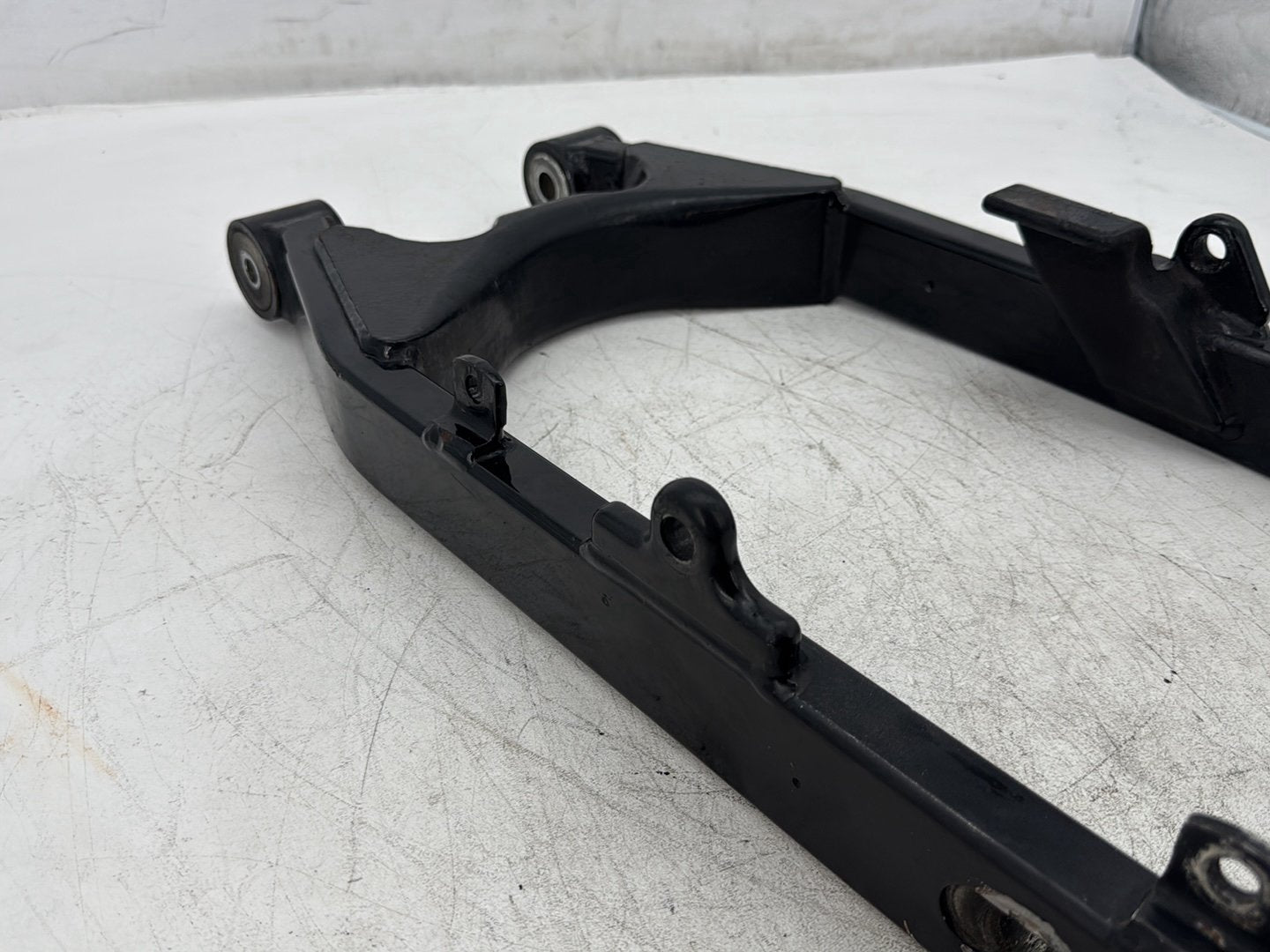 2003 Harley Dyna Wide Glide FXDWG OEM Rear Fork Swingarm Swing Arm