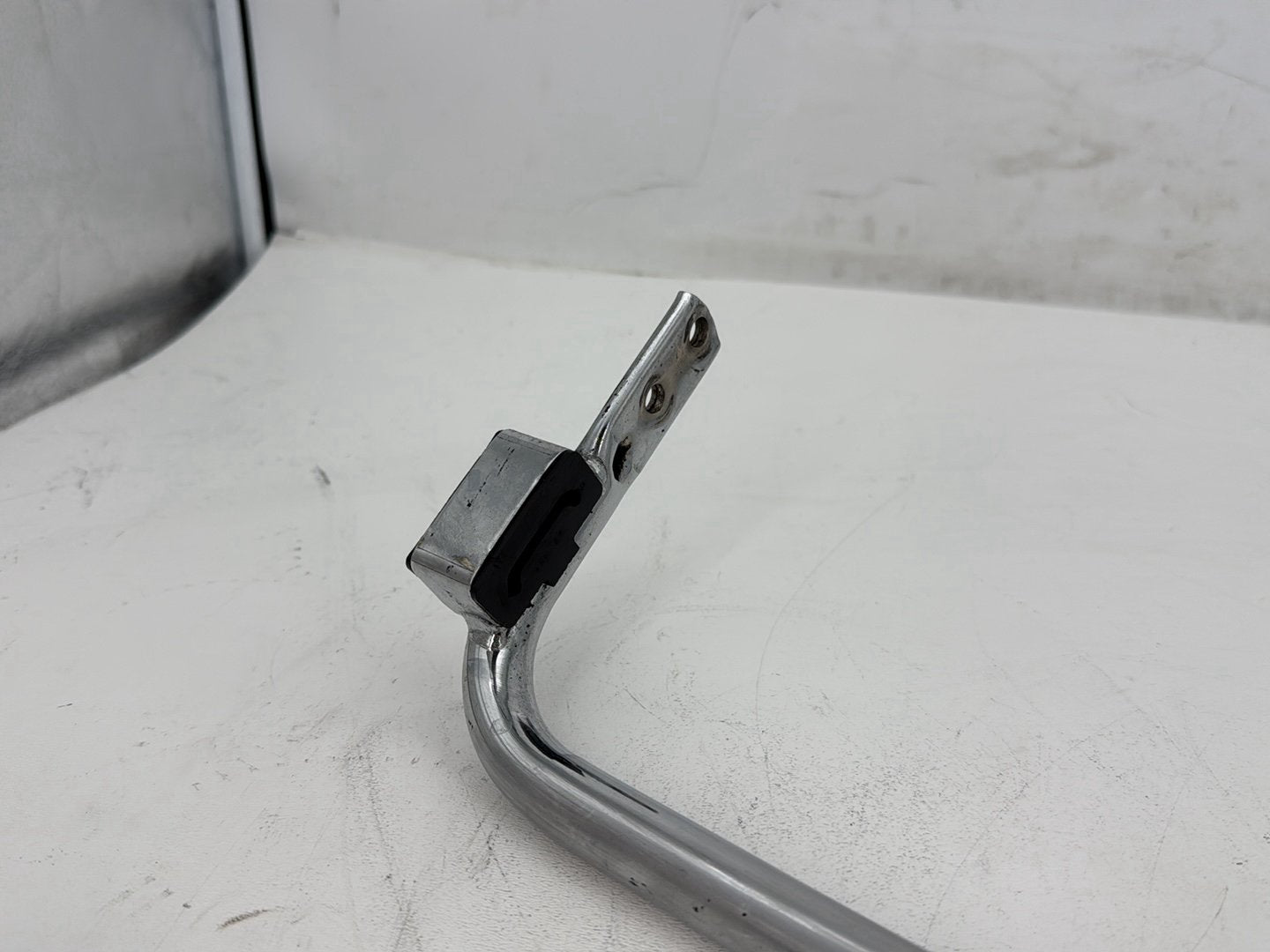 2007 Harley Street Glide Touring OEM Rear Left Right Saddlebag Guard Rails Bar
