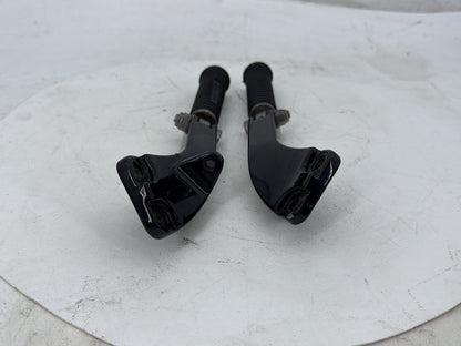 2006 Harley Dyna Super Glide Custom FXDCI OEM Passenger Left & Right Foot Pegs