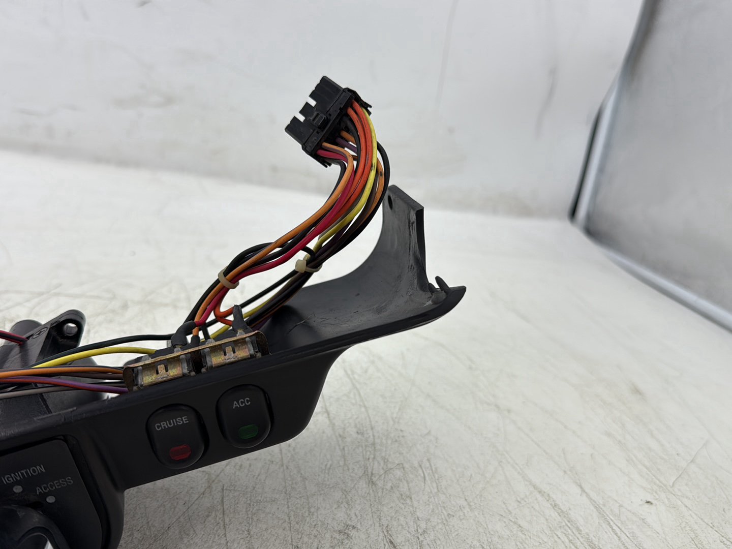 1998 Harley Touring FLHTCUI Electra Glide Ultra OEM Dash Ignition Cap Switch Lockset NO Key