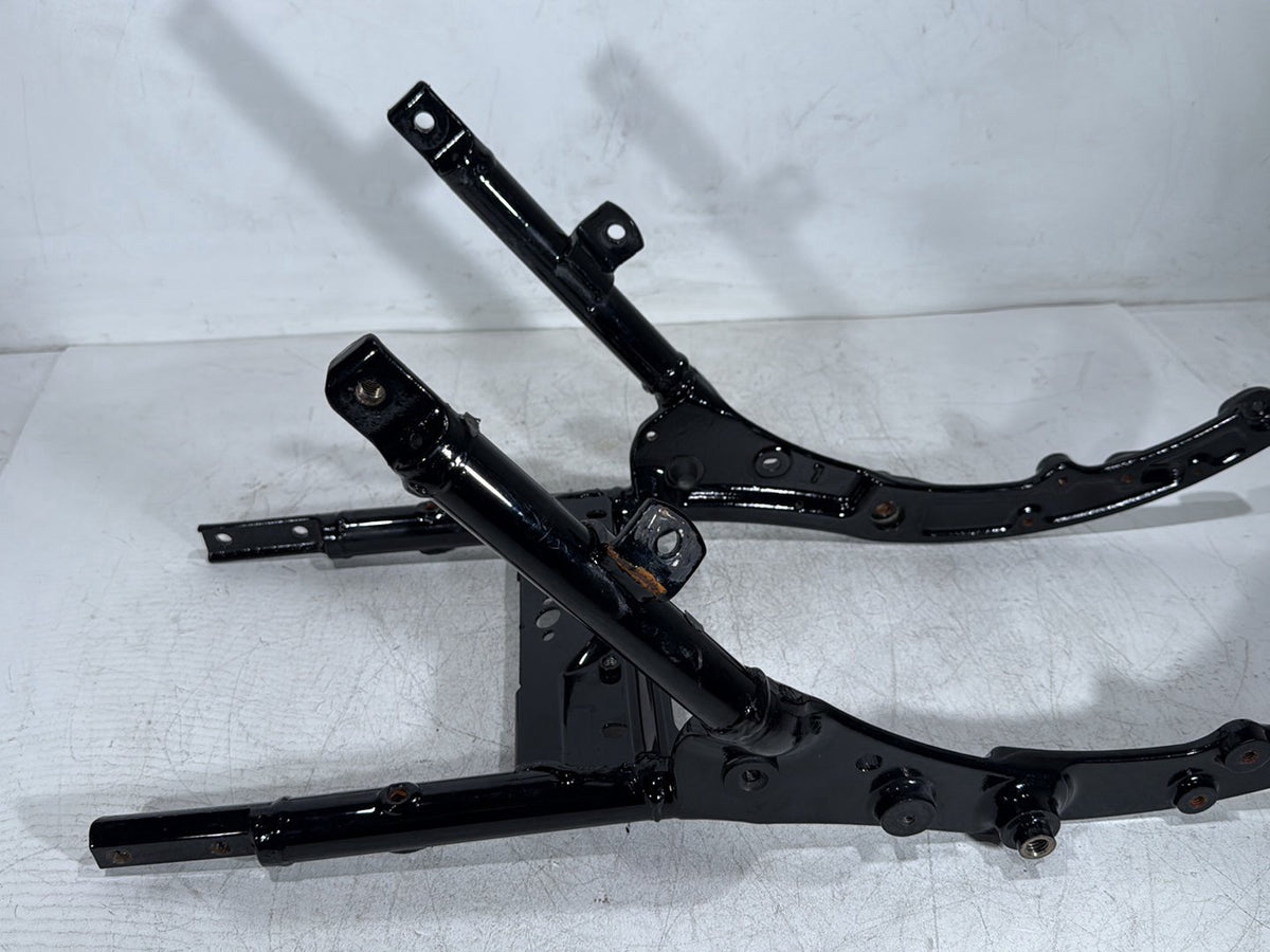 2018 Harley Road Glide Touring FLTRXS OEM Rear Back Sub Frame Rail Bar 48079-09BHP