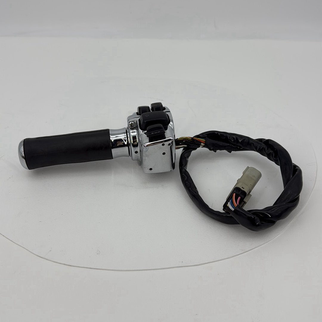2007 - 2012 Harley-Davidson Touring Street Glide Left Turn Signal Headlight Switches Controls 71682-06