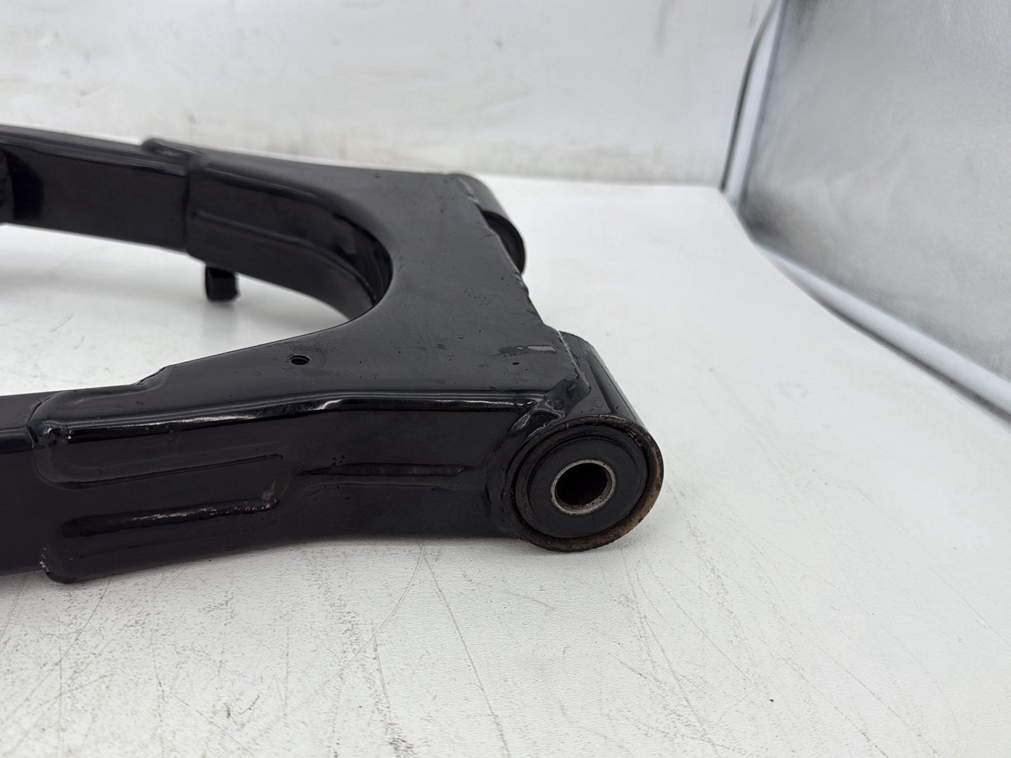 2000 Harley Touring FLHTCUI Electra Glide Ultra OEM Rear Fork Swingarm Swing Arm