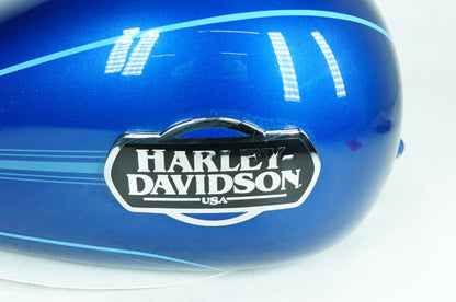 2007 - 2012 Harley-Davidson Touring Electra Glide Ultra Fuel Gas Tank Gasoline Reservoir 61356-08