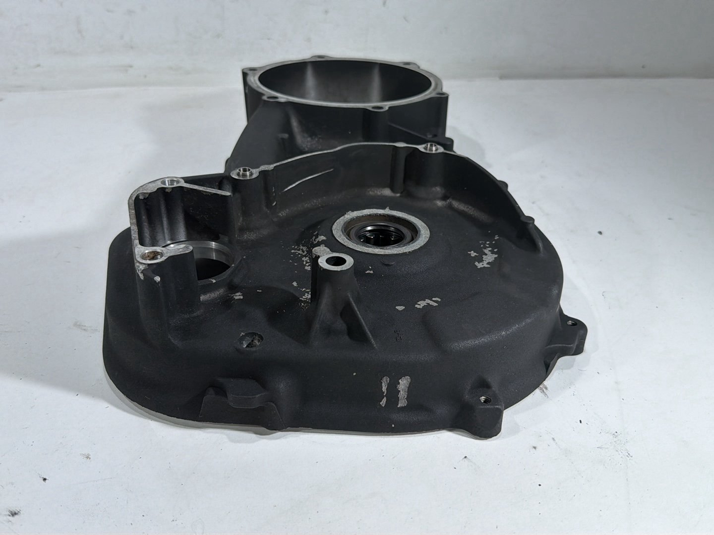 2009 Harley Street Glide Touring FLHX OEM Inner Primary Clutch Cover