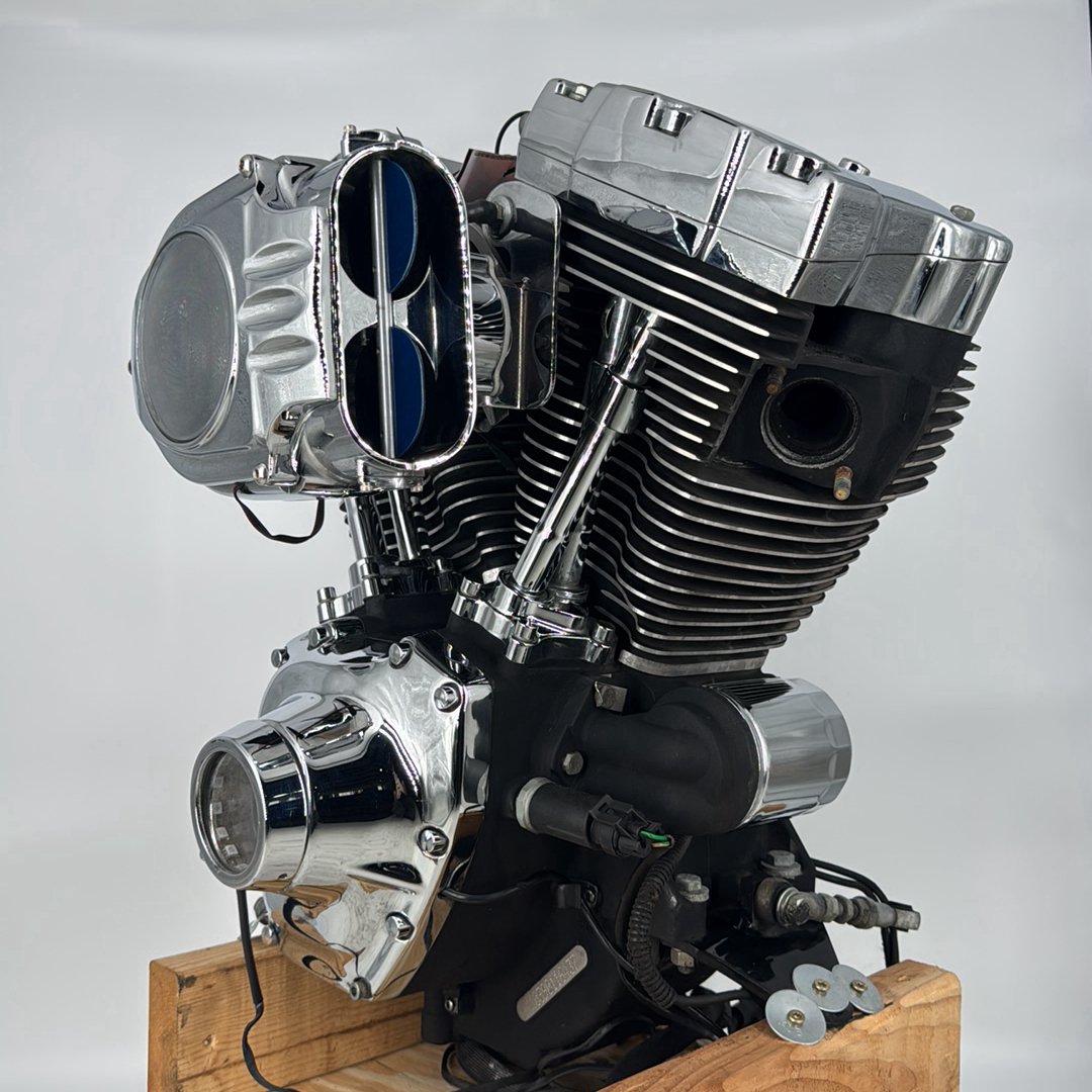 1999 - 2006 Harley-Davidson Touring Electra Glide Classic EFI Twin Cam 88 Engine Motor  	16125-01