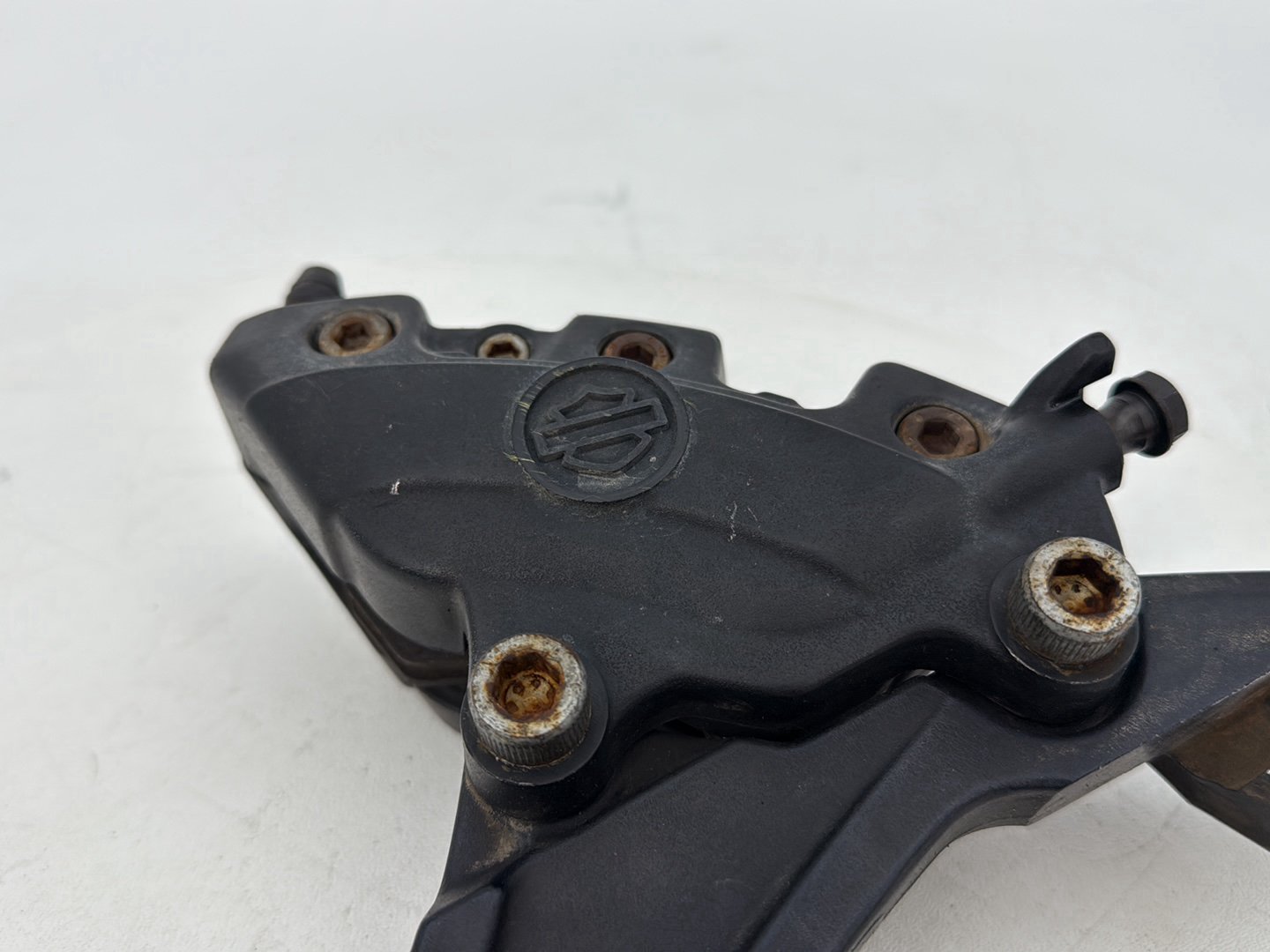 2007 - 2011 Harley-Davidson Touring Electra Glide Ultra Rear Back Brake Caliper w/ Bracket 44080-08B