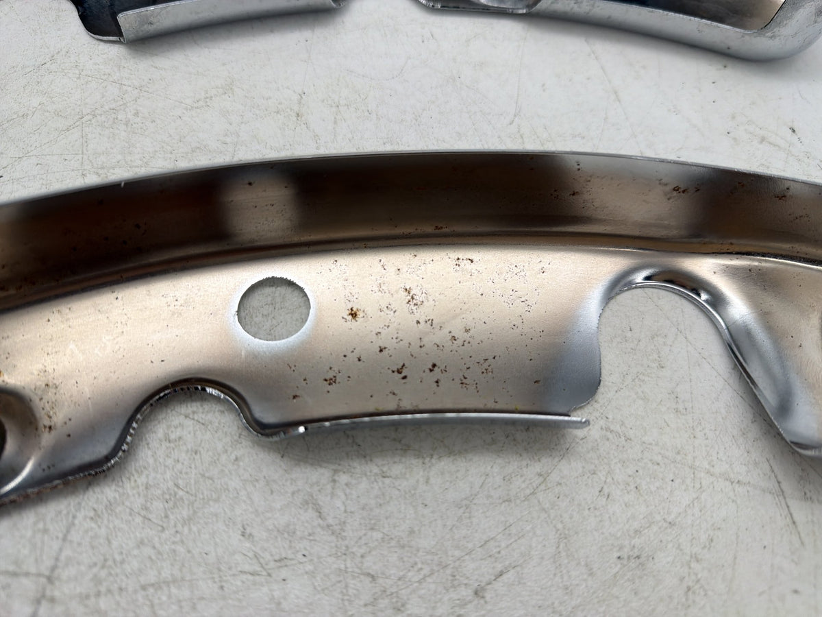 2010 Harley Street Glide Touring FLHX OEM Rear Left Right Fender Struts Bracket