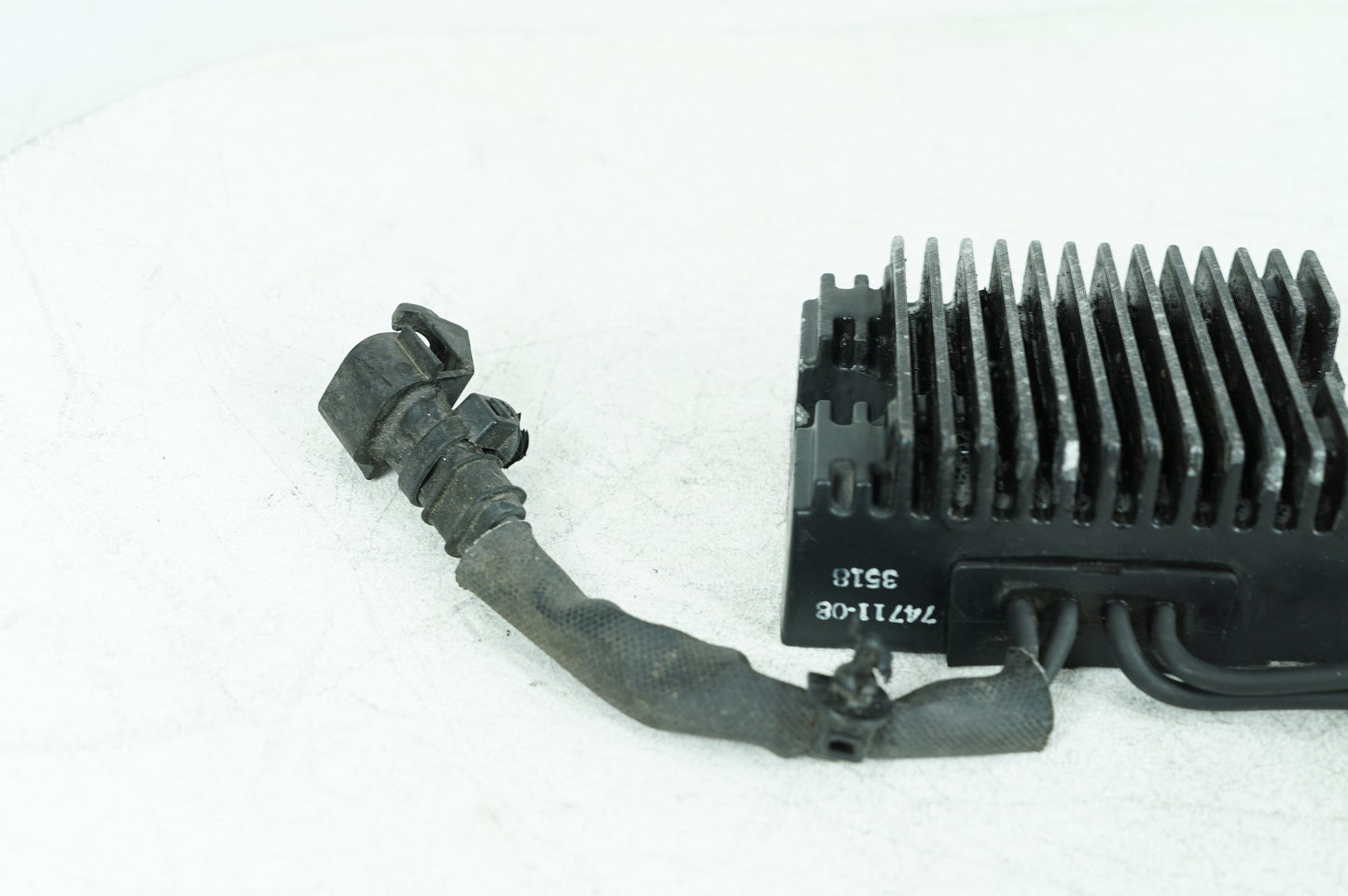 2004 - 2022 Harley-Davidson Sportster Iron 883 Voltage Regulator Rectifier    74711-08