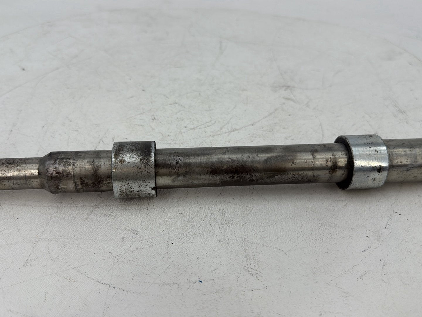 1999 - 2006 Harley-Davidson Touring Electra Glide Front Wheel Axle Bolt Shaft 43364-00