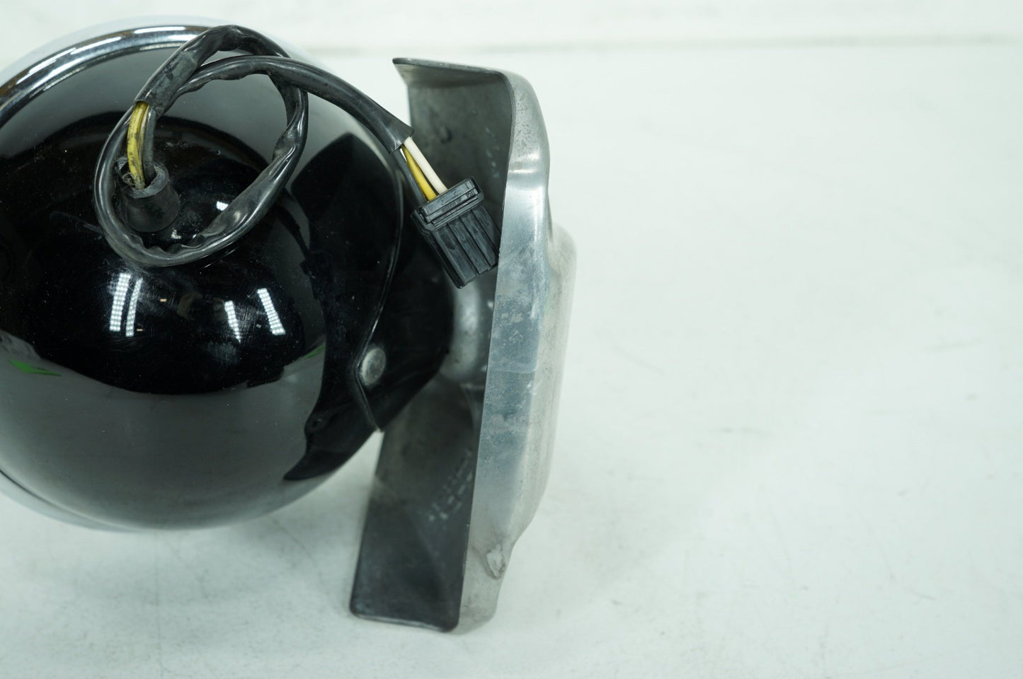 2004 - 2022 Harley-Davidson Sportster SuperLow Headlight Headlamp Head Light Halogen 69774-07A