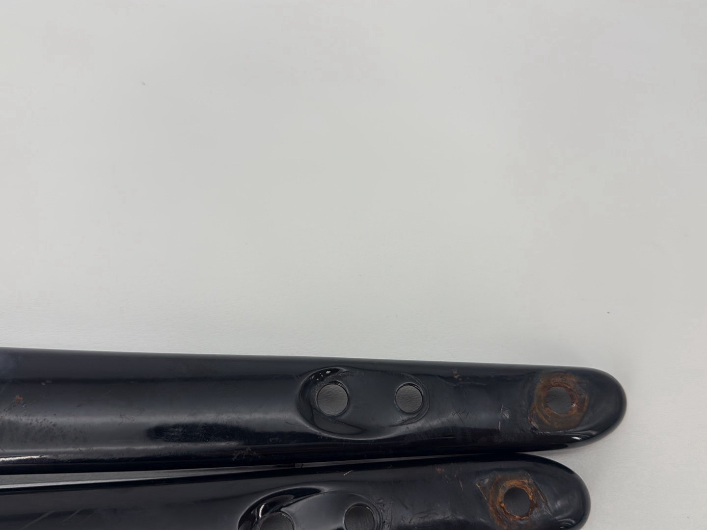 2014 Harley Sportster XL883L 883 SuperLow OEM Rear Left Right Fender Struts Bracket