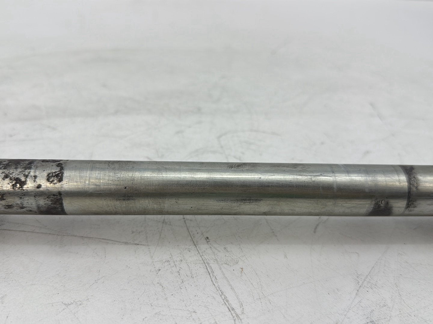 2008 Harley Electra Glide Touring Ultra FLHTCUI OEM Rear Wheel Axle Bolt Shaft