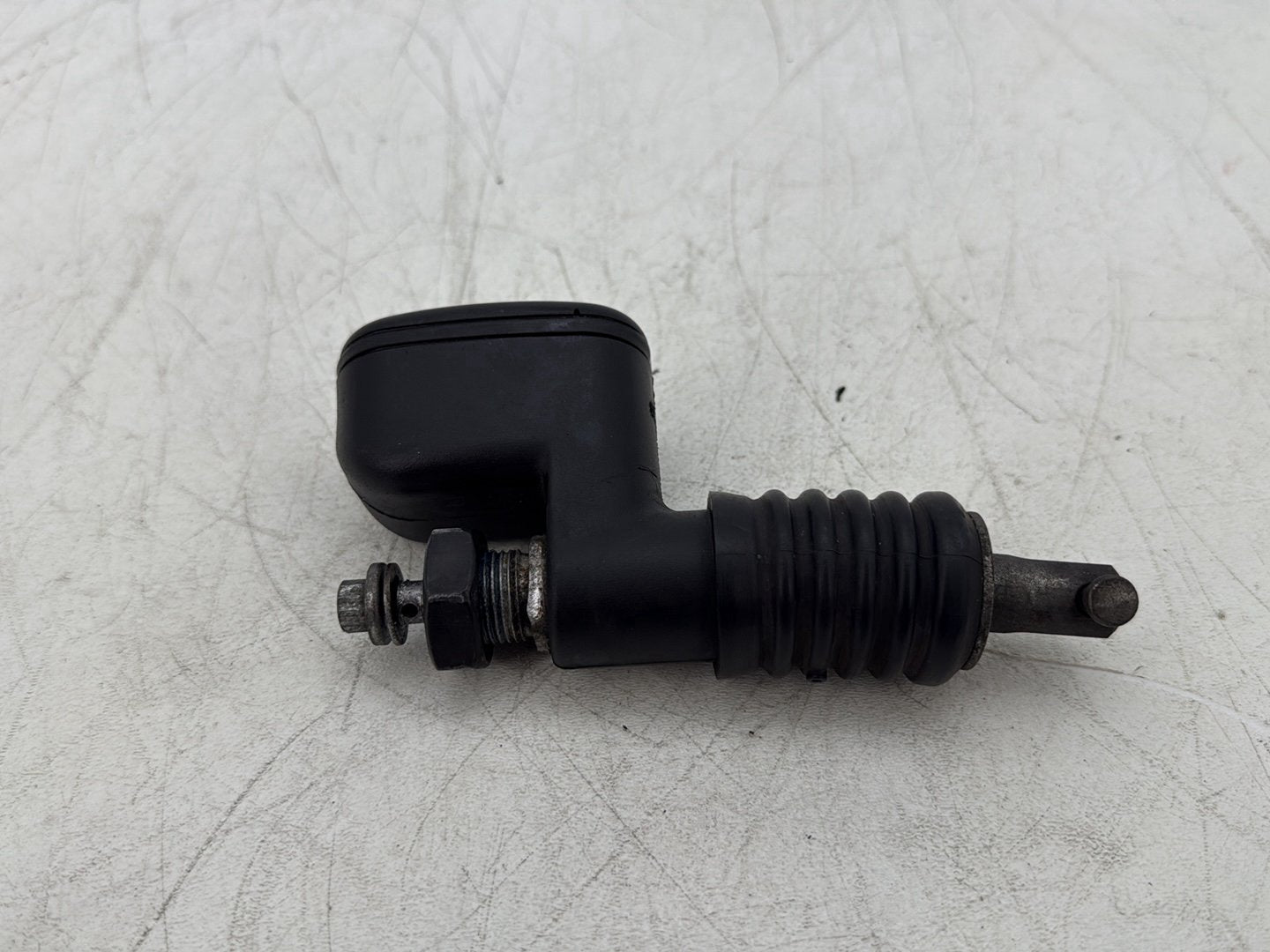 2011 Harley Softail FLSTFB Fat Boy OEM Rear Brake Master Cylinder Reservoir