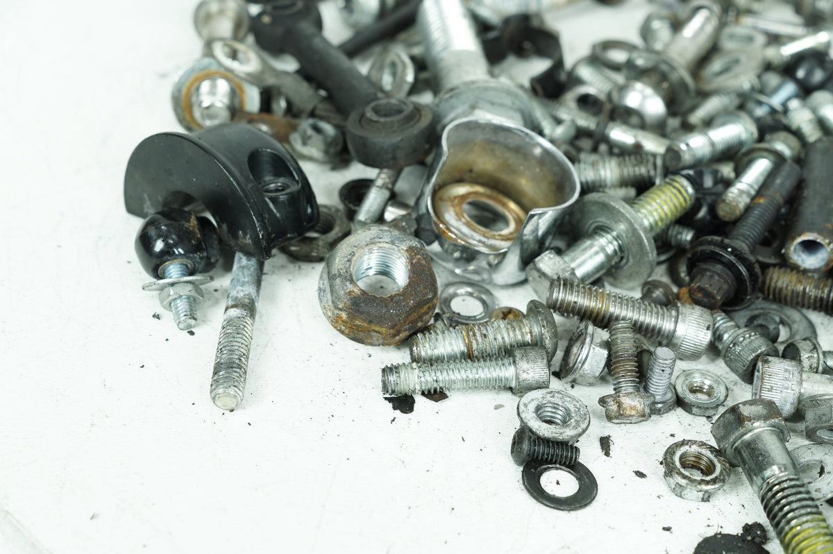 2004 Harley-Davidson Sportster XL883 - Hardware Bolts Nuts & Brackets