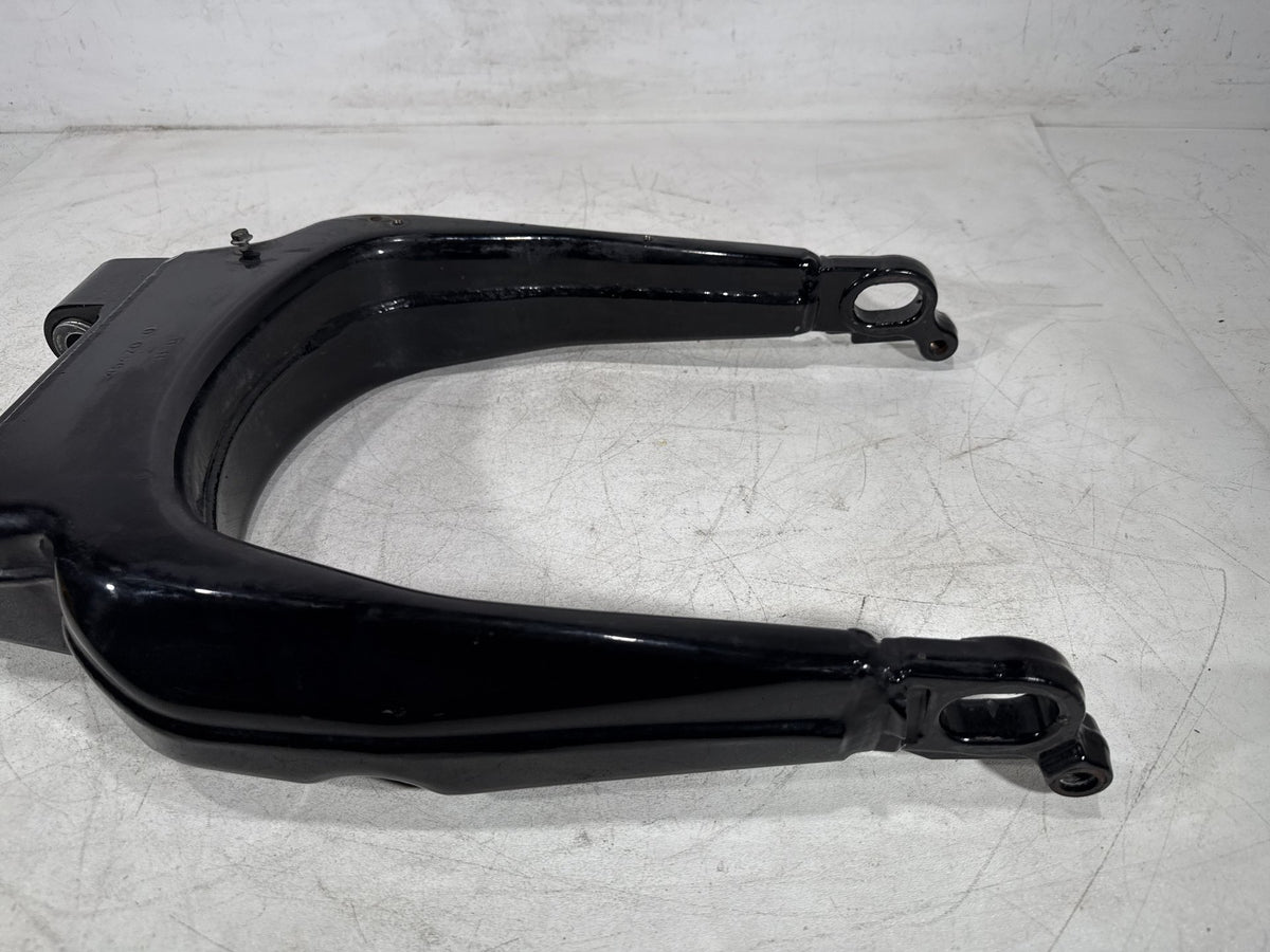 2009 Harley Electra Glide Touring Ultra OEM Rear Fork Swingarm Swing Arm