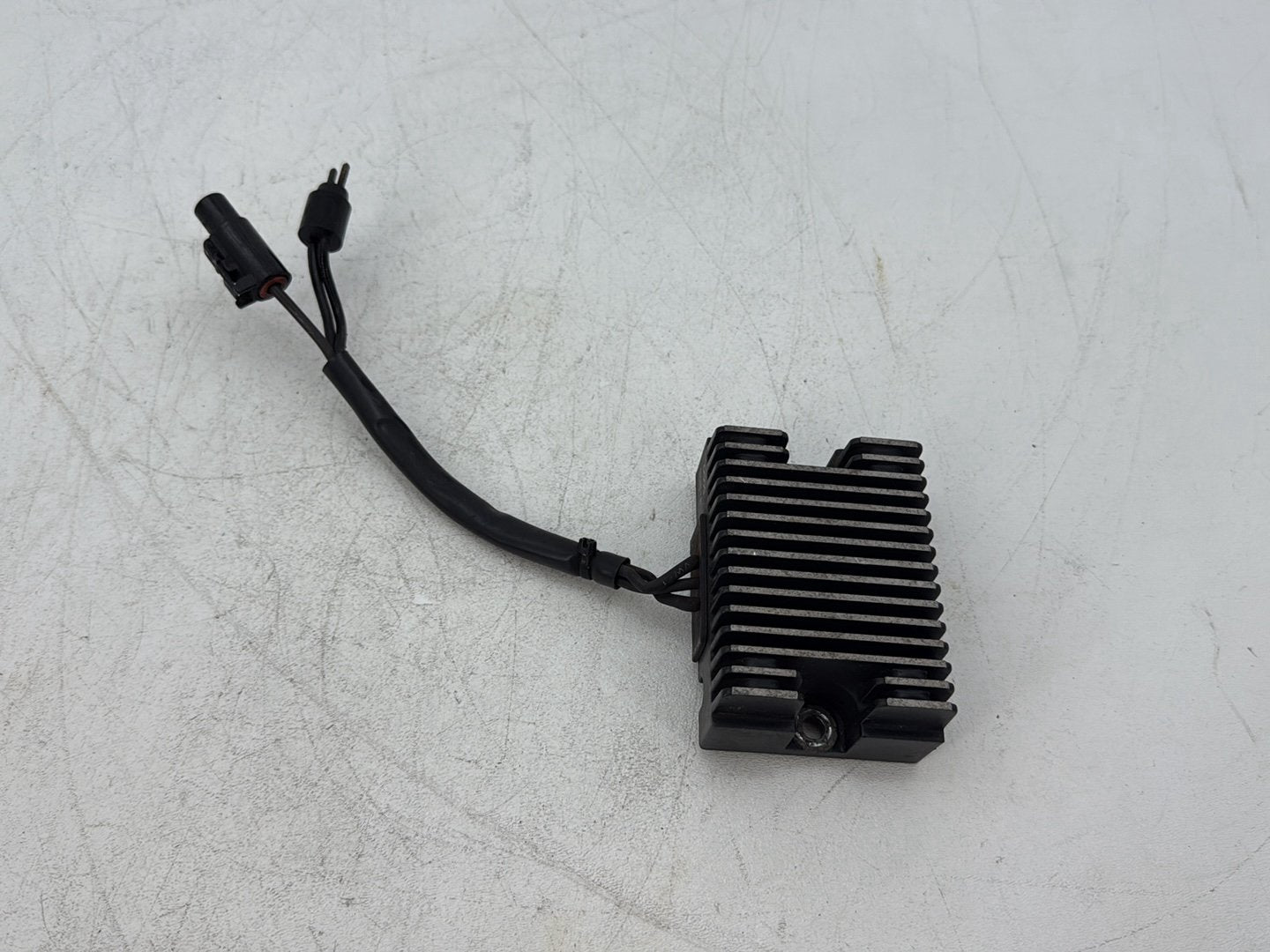 2001 Harley Sportster 883 Hugger XLH883 OEM Voltage Regulator Rectifier
