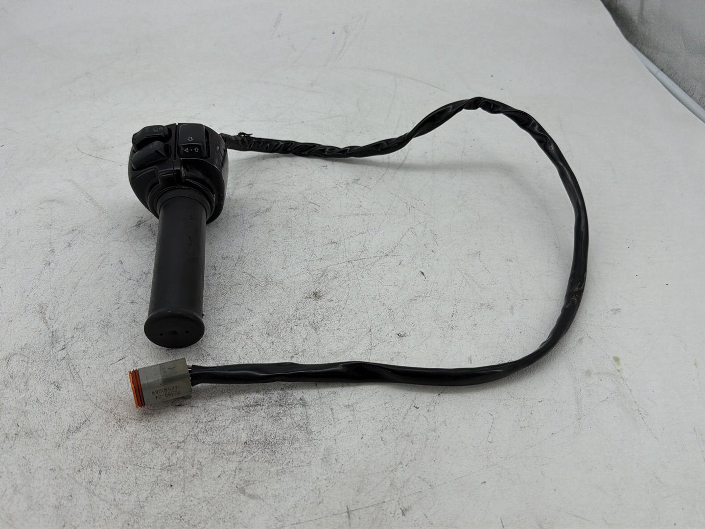2006 Harley Sportster 1200 Custom XL1200C OEM Left Turn Signal Headlight Switches Controls