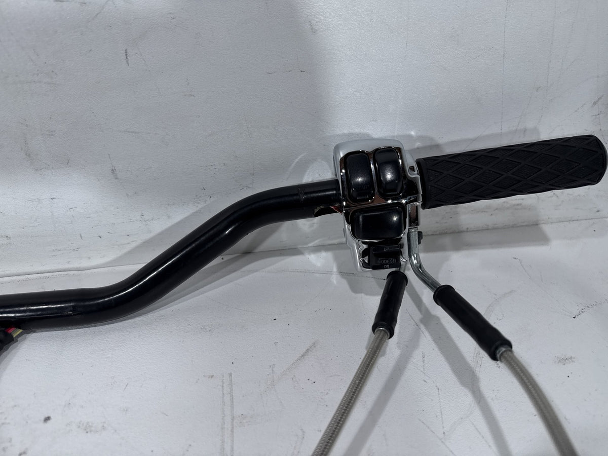 2006 Harley Street Glide Touring FLHX OEM Handlebars Left Right Switches Controls