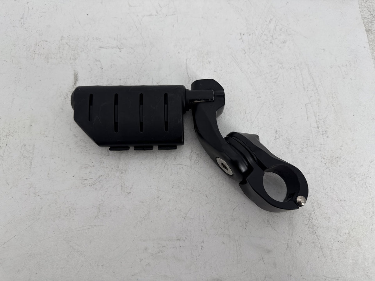2013 Harley Street Glide Touring FLHX Front Driver Highway 1 Foot Peg Rest