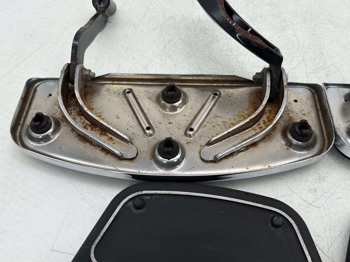 2011 Harley Electra Touring Ultra Left Right Driver & Pass Floorboard Foot Rest