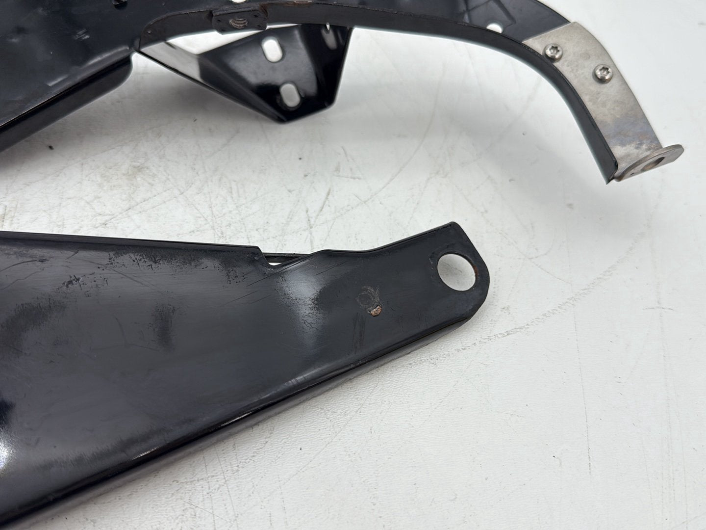2007 Harley Touring FLHTCU Electra Glide Ultra OEM Right Left Fairing Support Brackets