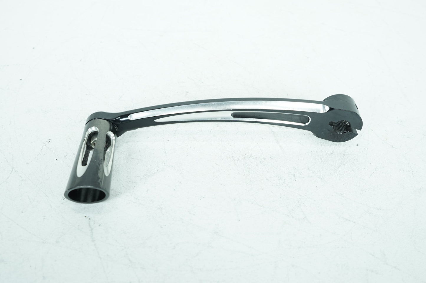 2008 - 2016 Harley-Davidson Touring Road Glide Gear Shifter Lever Pedal CNC Edge Cut