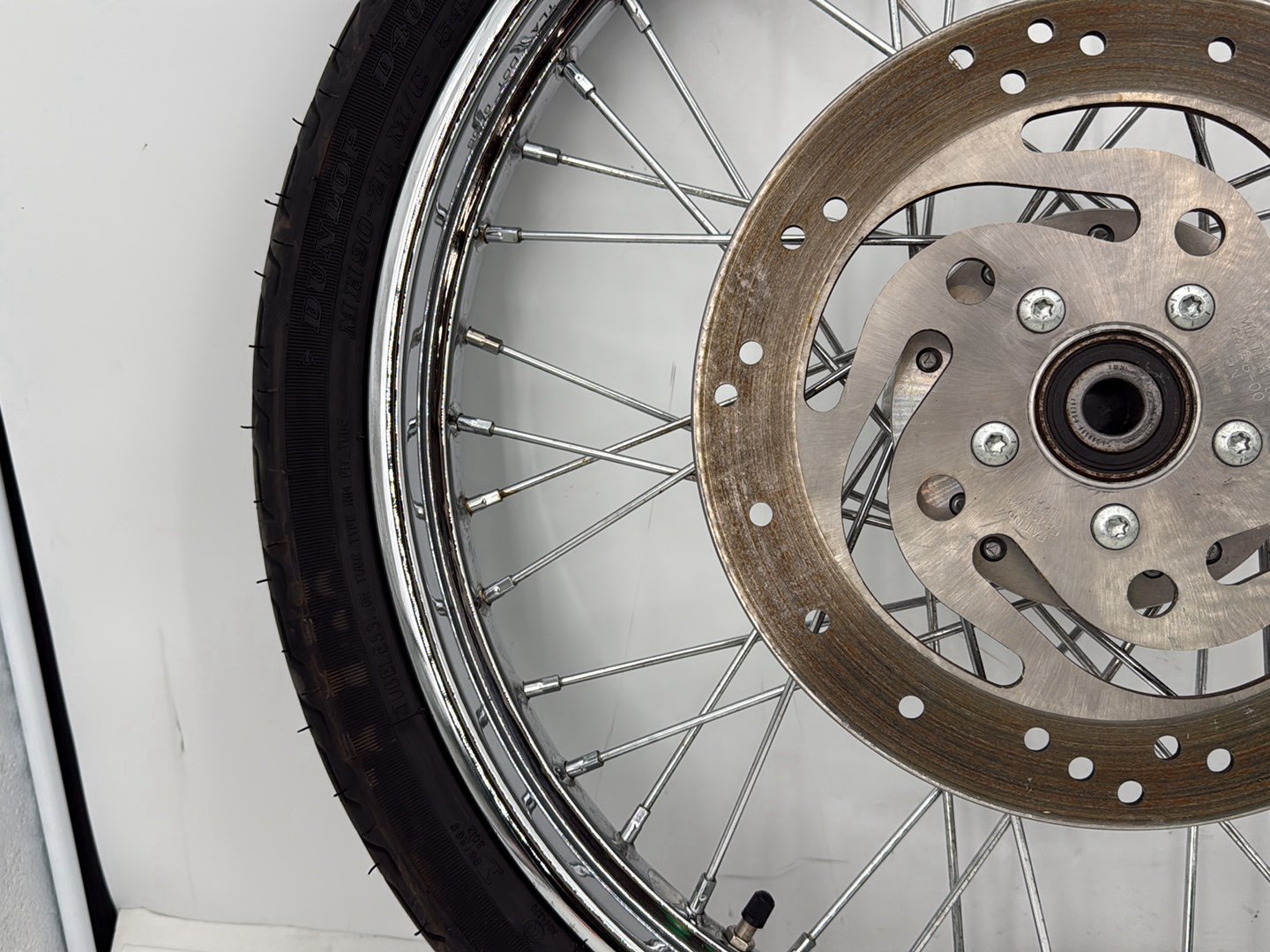 2006 Harley Sportster XL883C 883 Custom OEM Front Wheel Rim Tire Spoked