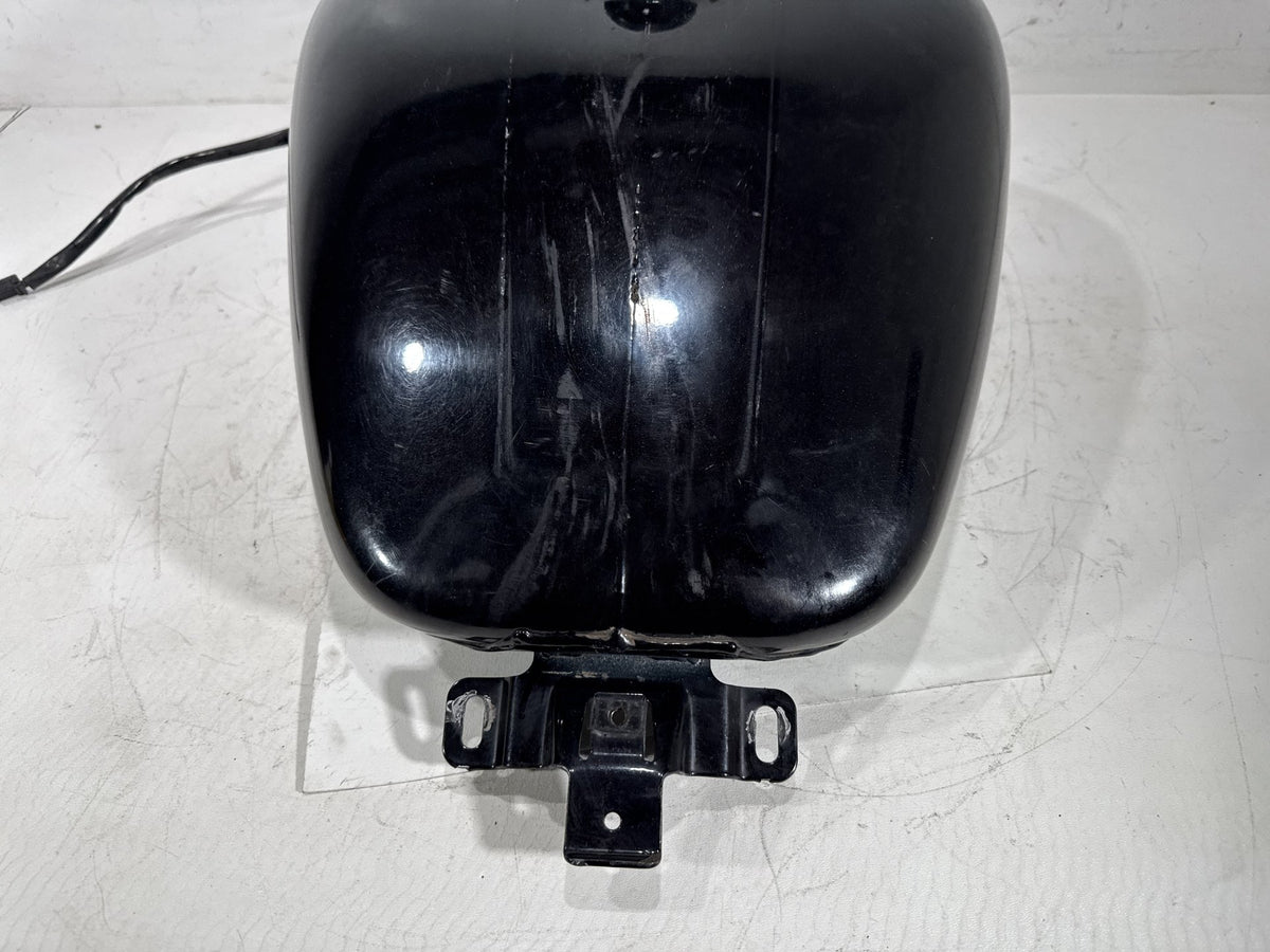 2012 Harley Electra Glide Touring OEM Fuel Gas Tank Gasoline Reservoir & Pump