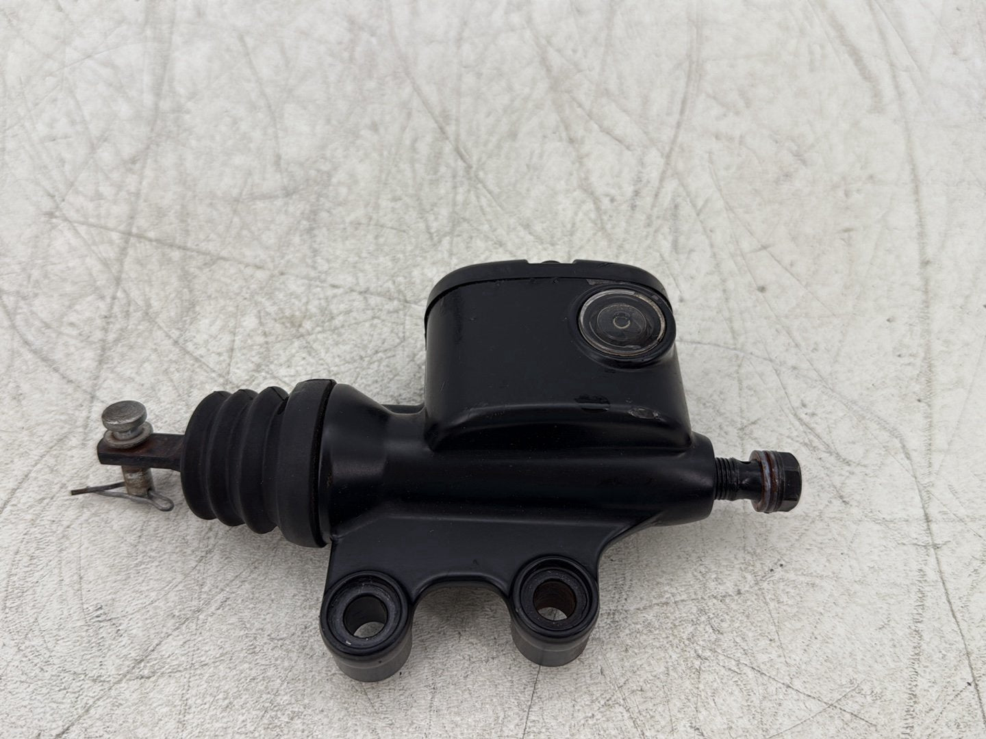 2011 Harley Street Glide Touring FLHX OEM Rear Brake Master Cylinder Reservoir